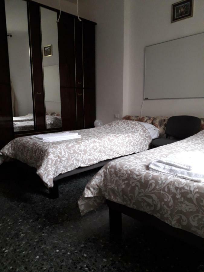 Bed and Breakfast Isola Bi à Milan Extérieur photo