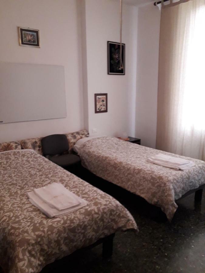Bed and Breakfast Isola Bi à Milan Extérieur photo